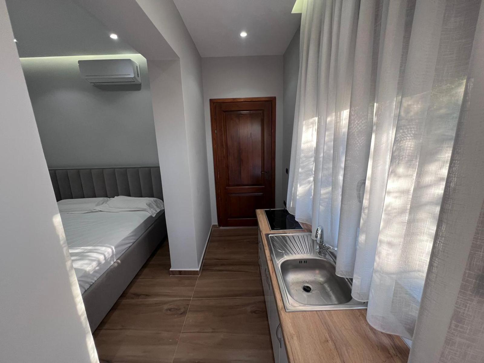 Vila Magis Vlorë Exteriör bild