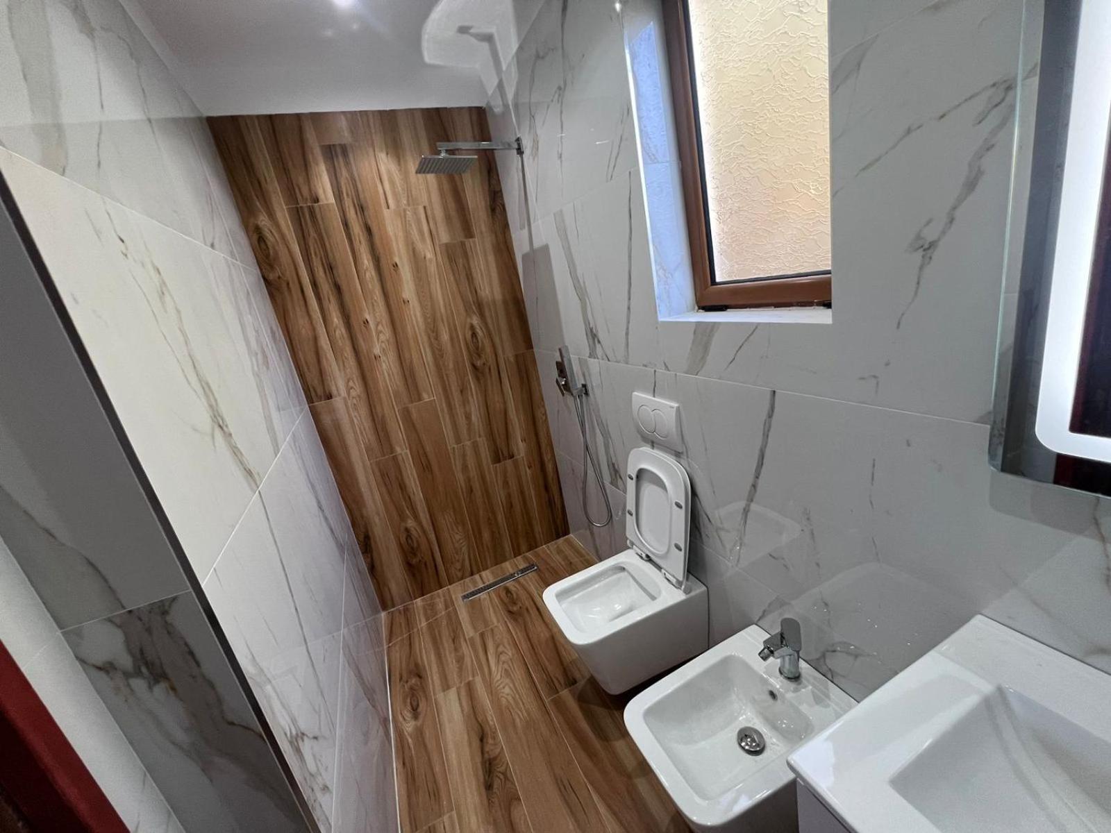 Vila Magis Vlorë Exteriör bild