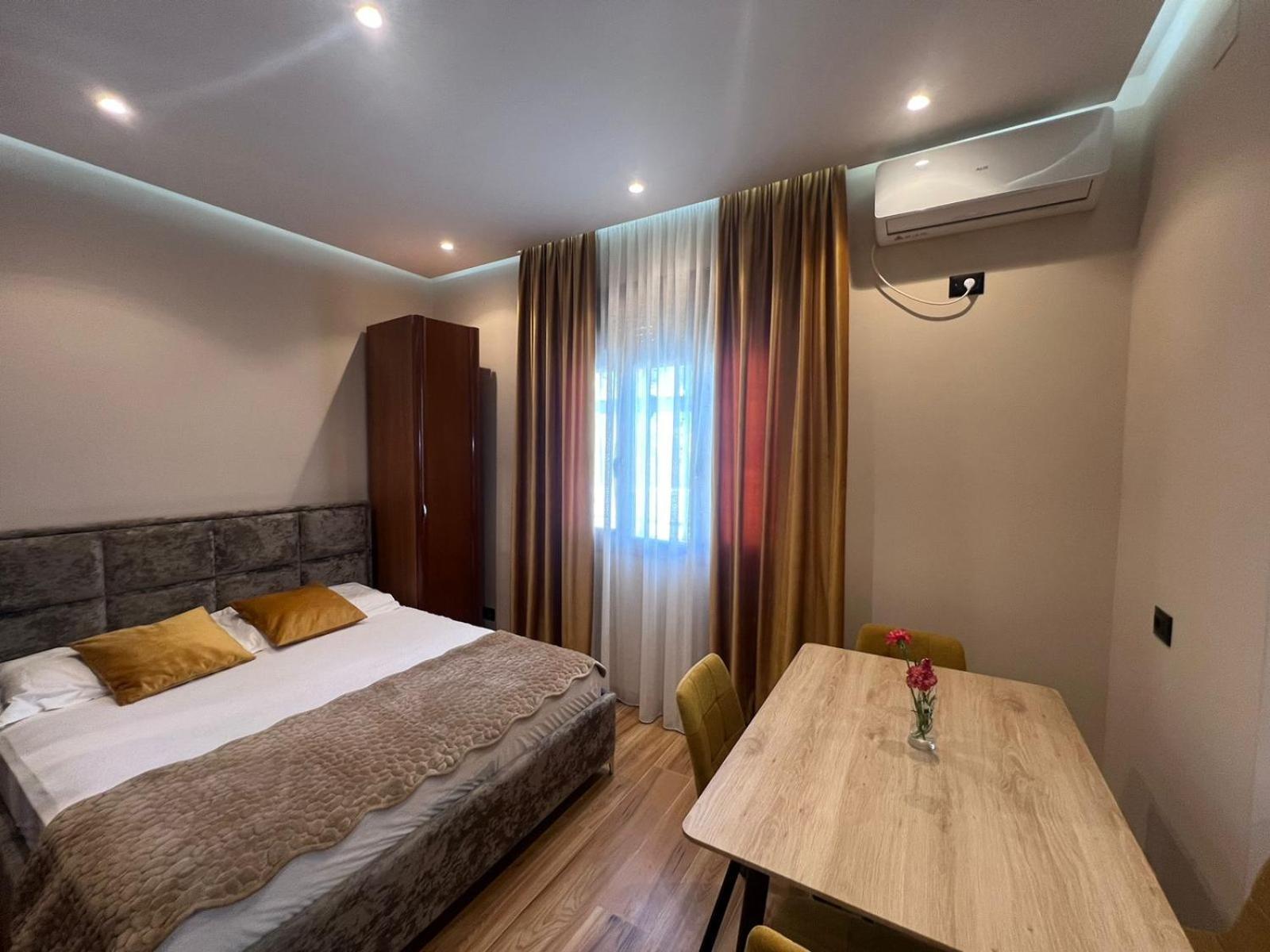 Vila Magis Vlorë Exteriör bild