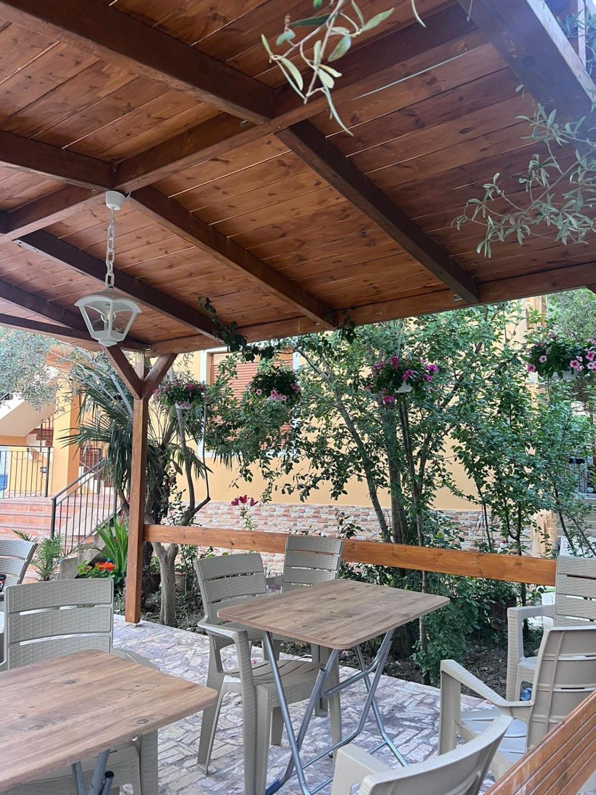 Vila Magis Vlorë Exteriör bild